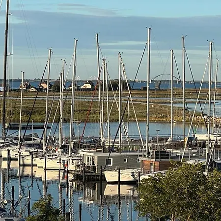Hausboot Inkl Motorboot, Ostsee Heiligenhafen