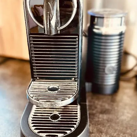 Botel Hausboot Inkl Motorboot, Ostsee