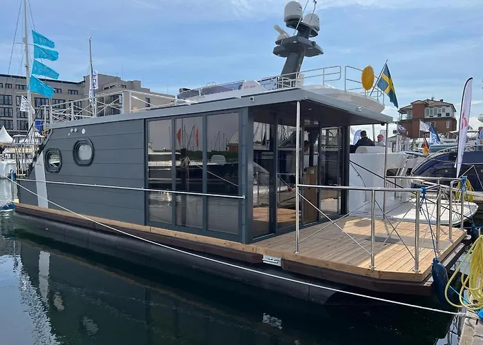 Hausboot Inkl Motorboot, Ostsee