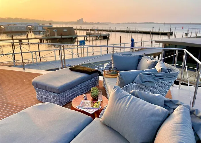 Hausboot Inkl Motorboot, Ostsee Heiligenhafen